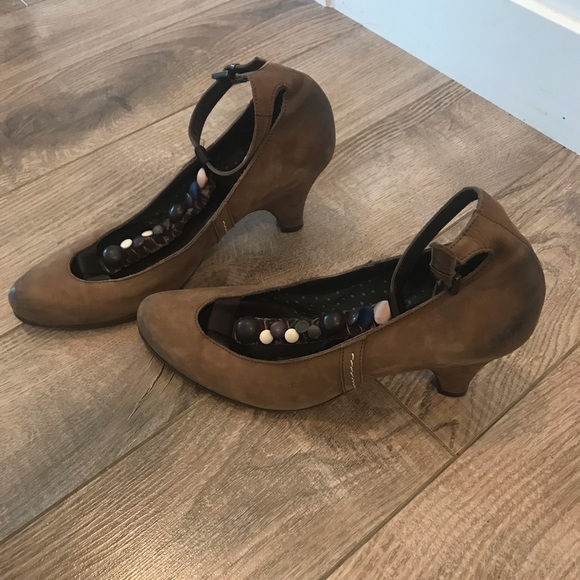 Hugo Boss - Picture 2 of 7